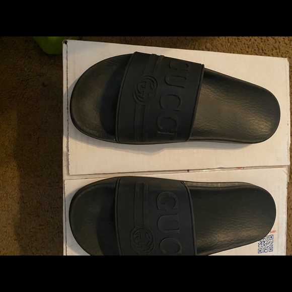gucci slides - Picture 2 of 3